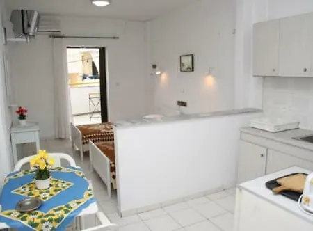 Sarikas Hotel apartamentowy *